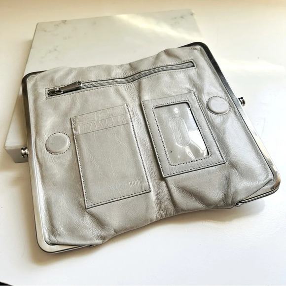 Hobo International Lauren Clutch Wallet - Picture 6 of 13